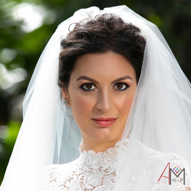 Realizzazione trucco per sposa a Marsala e Trapani