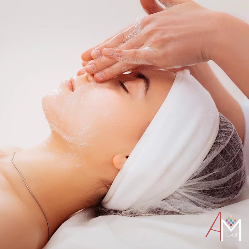 Trattamento viso Hydra Therapy